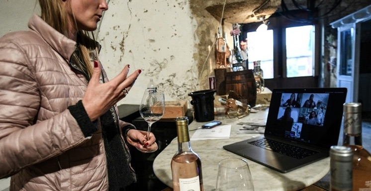 DEGUSTATION INTERACTIVE DE VINS